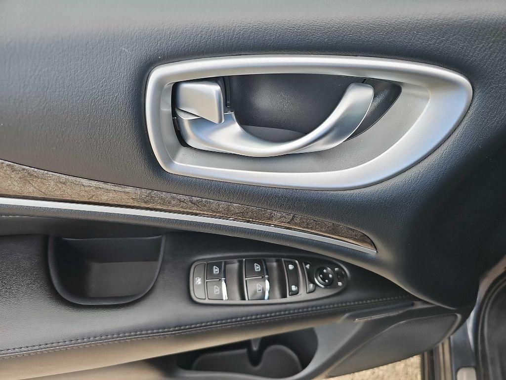 Infiniti JX35 AWD 4dr 2013