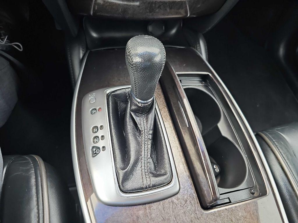 Infiniti JX35 AWD 4dr 2013