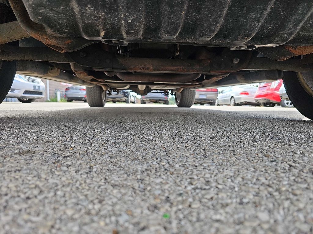 Chevrolet Avalanche 2WD Crew Cab LT 2013