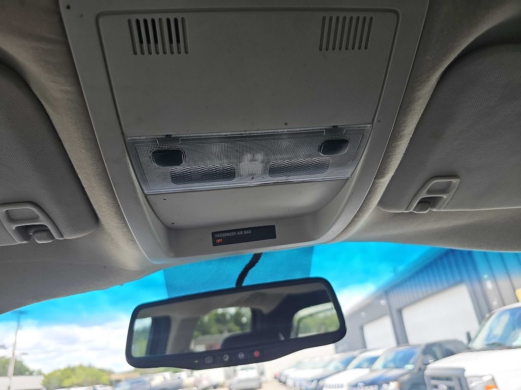 Chevrolet Avalanche 2WD Crew Cab LT 2013