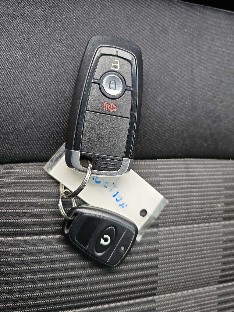 Ford Edge SEL FWD 2017 Ford Edge SEL FWD 2017