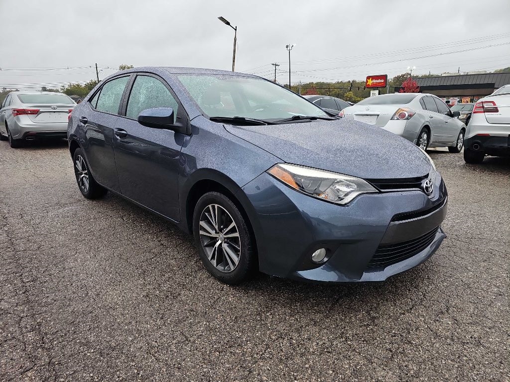 Toyota Corolla LE 4D Sedan 2016 Toyota Corolla LE 4D Sedan 2016