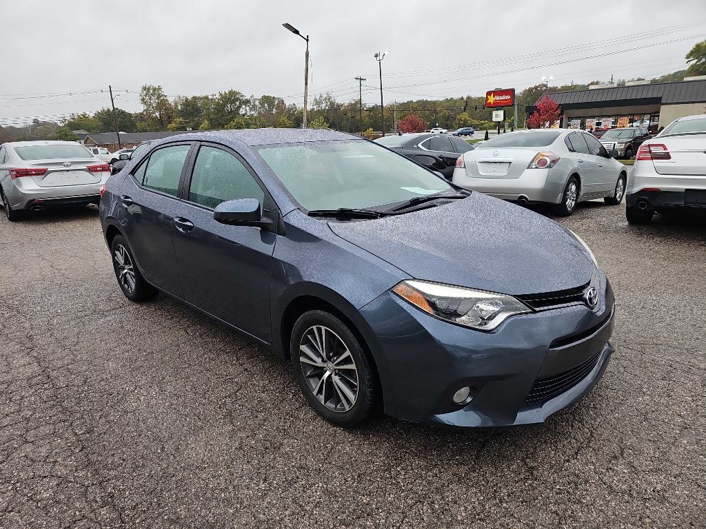 Toyota Corolla LE 4D Sedan 2016 Toyota Corolla LE 4D Sedan 2016