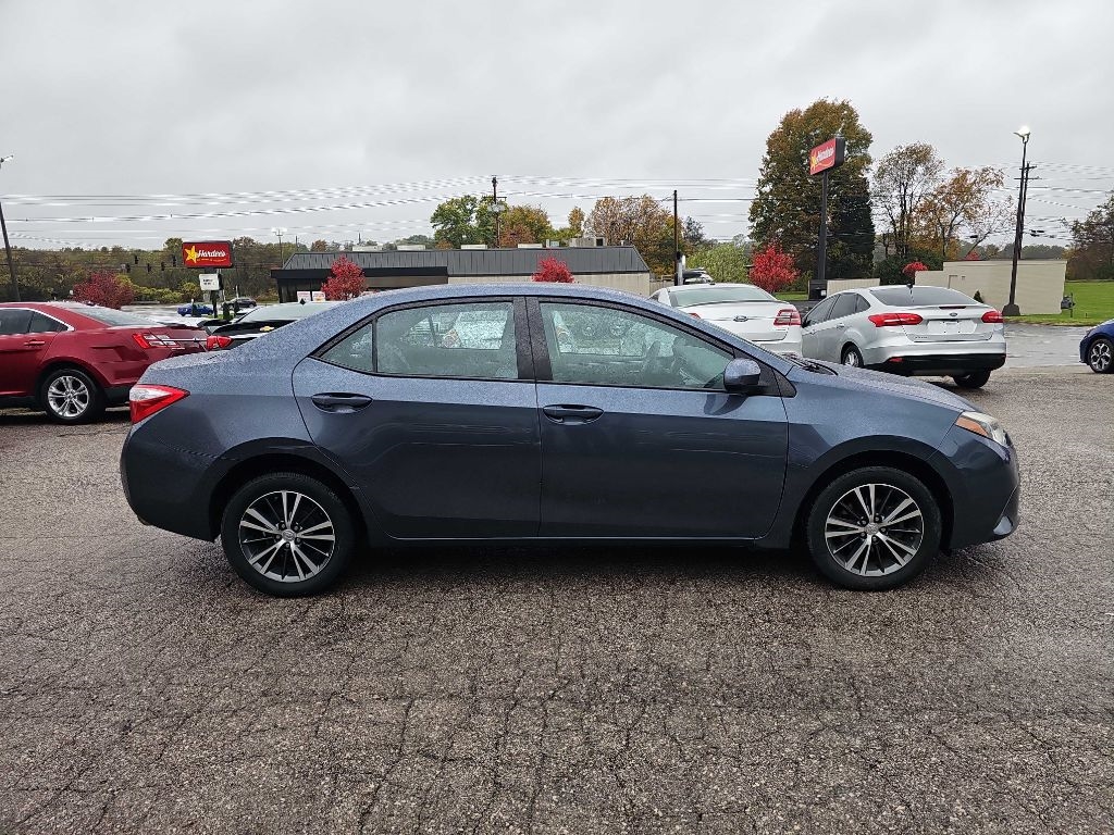 Toyota Corolla LE 4D Sedan 2016 Toyota Corolla LE 4D Sedan 2016