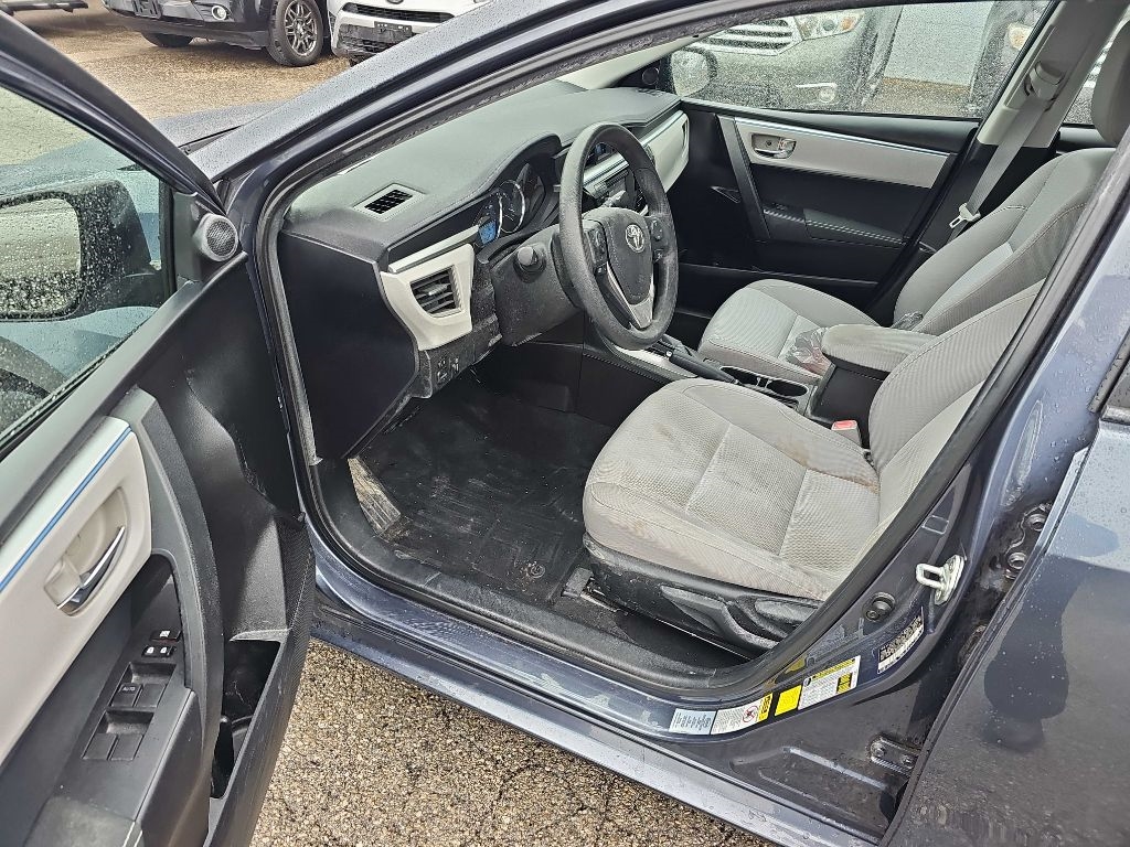 Toyota Corolla LE 4D Sedan 2016 Toyota Corolla LE 4D Sedan 2016