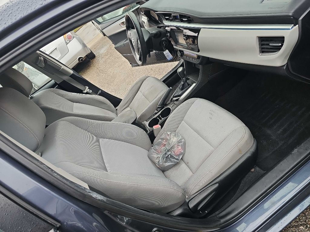 Toyota Corolla LE 4D Sedan 2016 Toyota Corolla LE 4D Sedan 2016