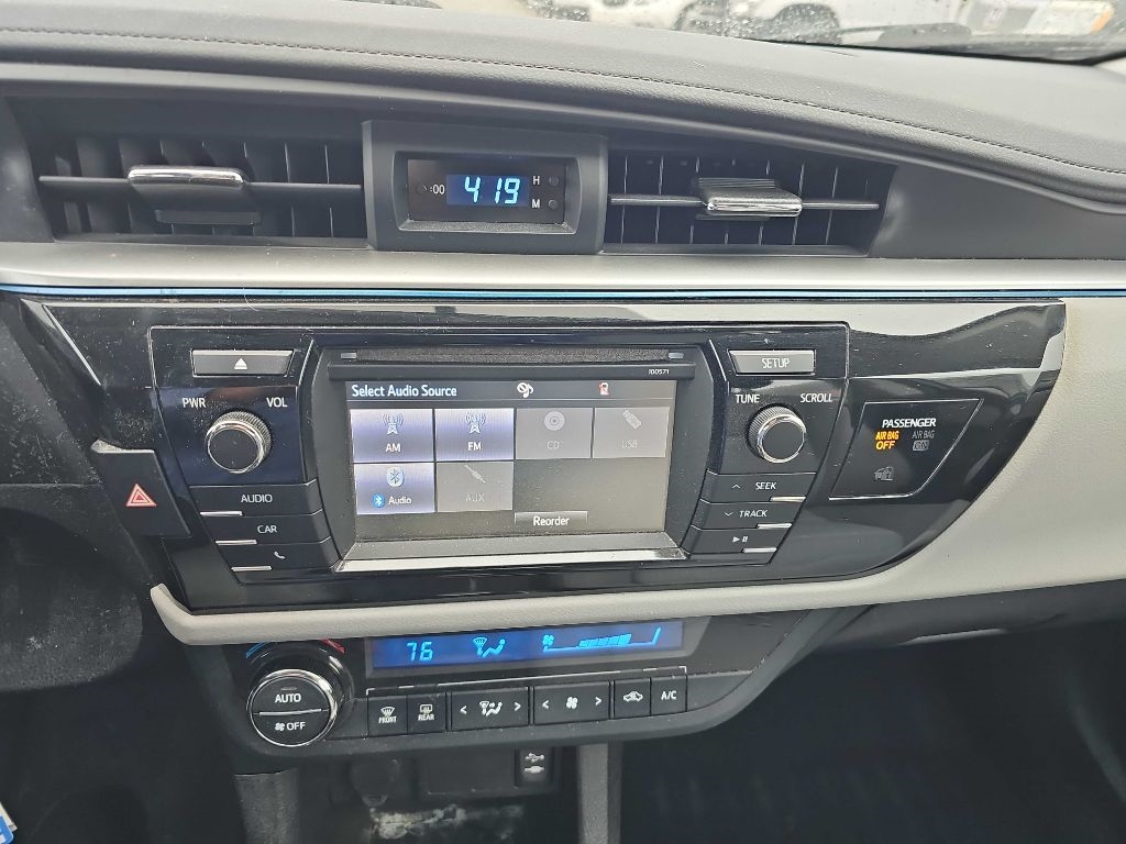 Toyota Corolla LE 4D Sedan 2016 Toyota Corolla LE 4D Sedan 2016