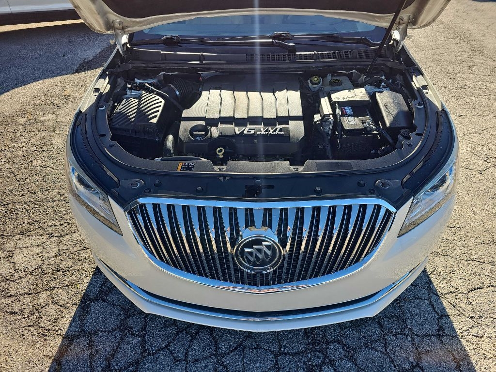 Buick LaCrosse 4dr Sdn Premium II FWD 2014 Buick LaCrosse 4dr Sdn Premium II FWD 2014