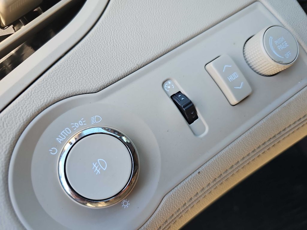 Buick LaCrosse 4dr Sdn Premium II FWD 2014 Buick LaCrosse 4dr Sdn Premium II FWD 2014