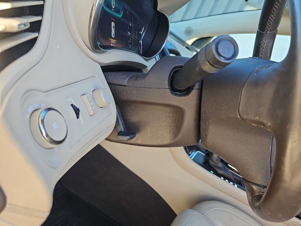 Buick LaCrosse 4dr Sdn Premium II FWD 2014