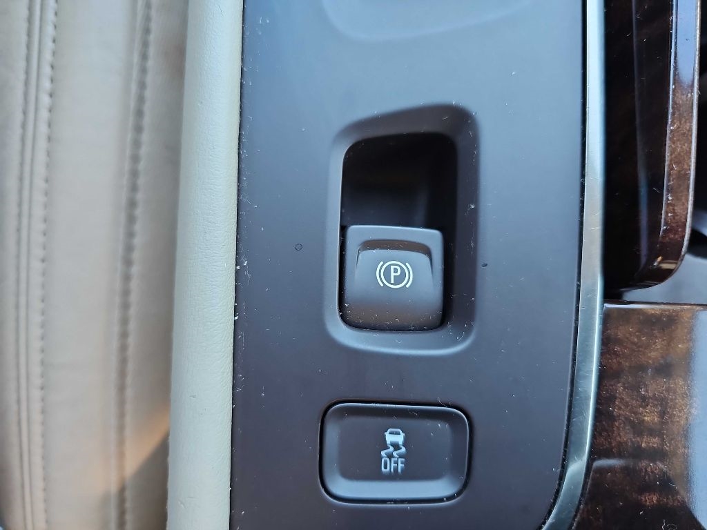 Buick LaCrosse 4dr Sdn Premium II FWD 2014