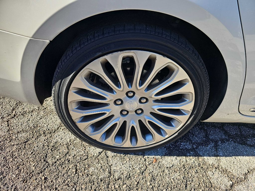 Buick LaCrosse 4dr Sdn Premium II FWD 2014