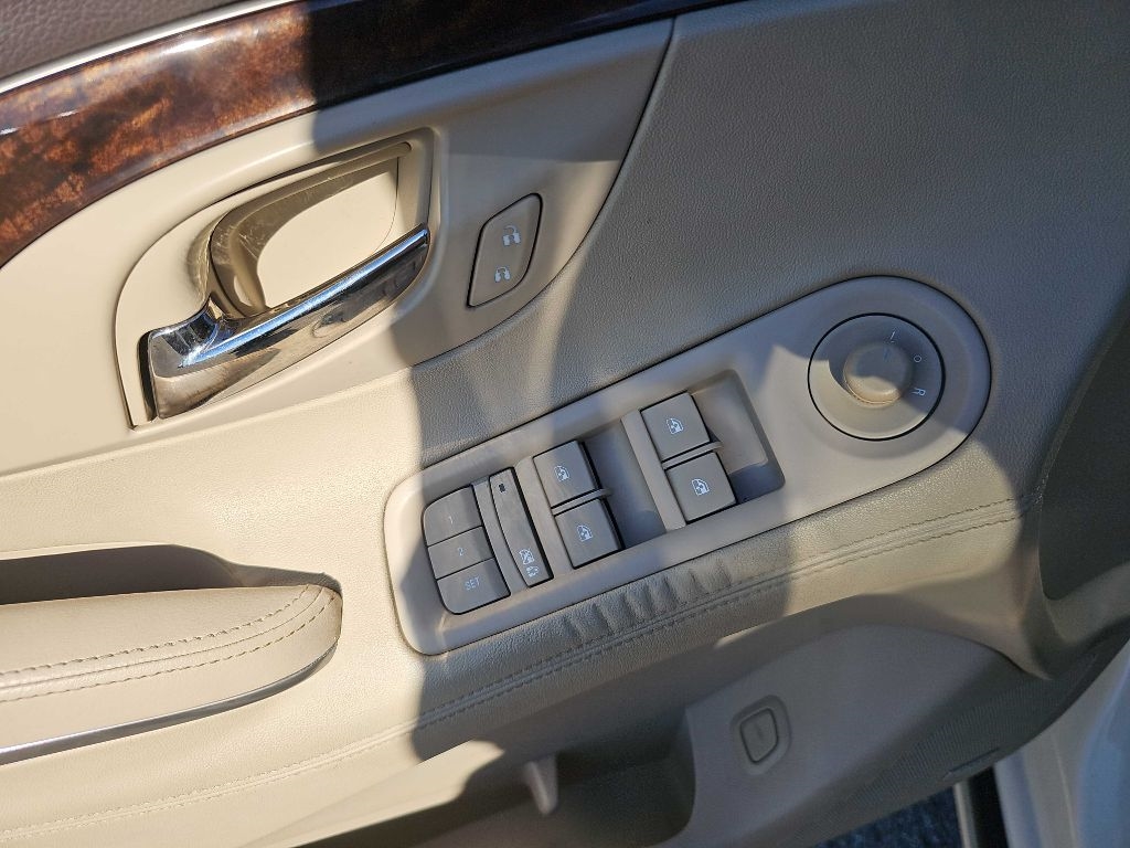 Buick LaCrosse 4dr Sdn Premium II FWD 2014