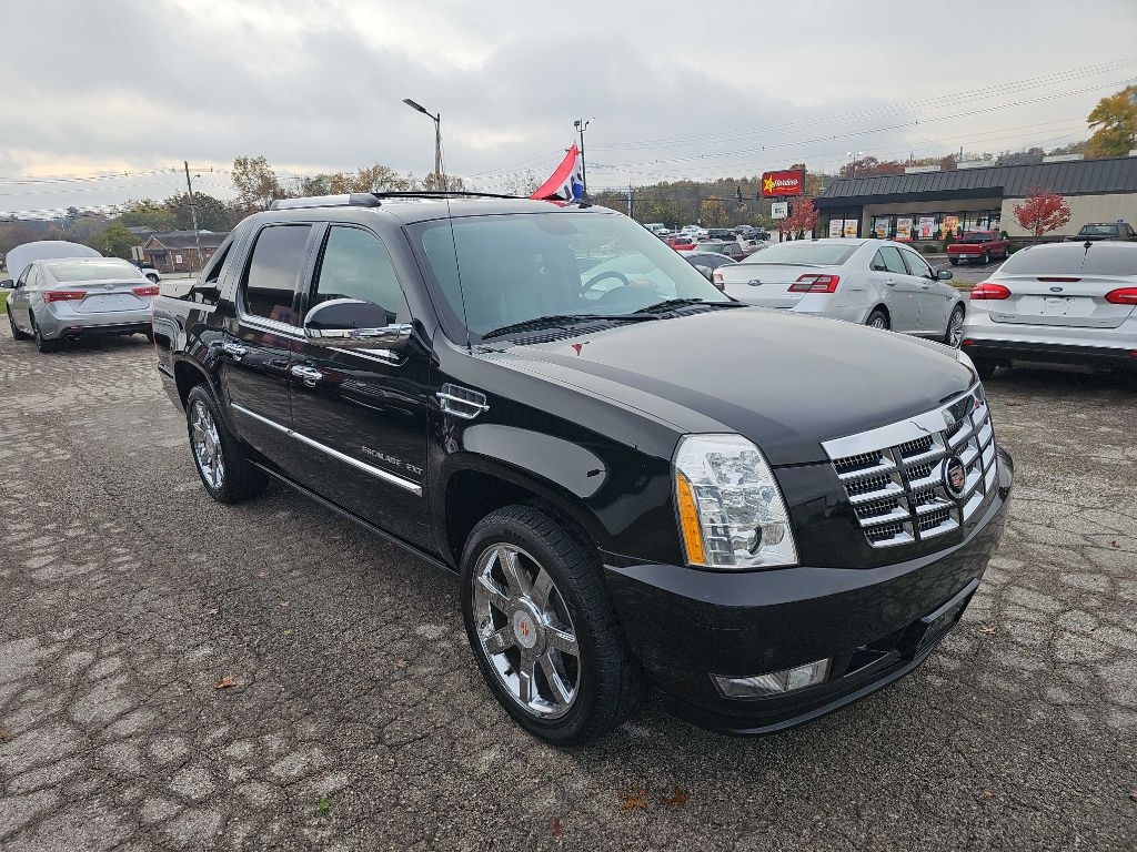 Cadillac Escalade EXT  2013