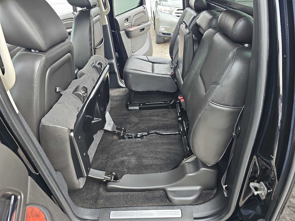 Cadillac Escalade EXT  2013