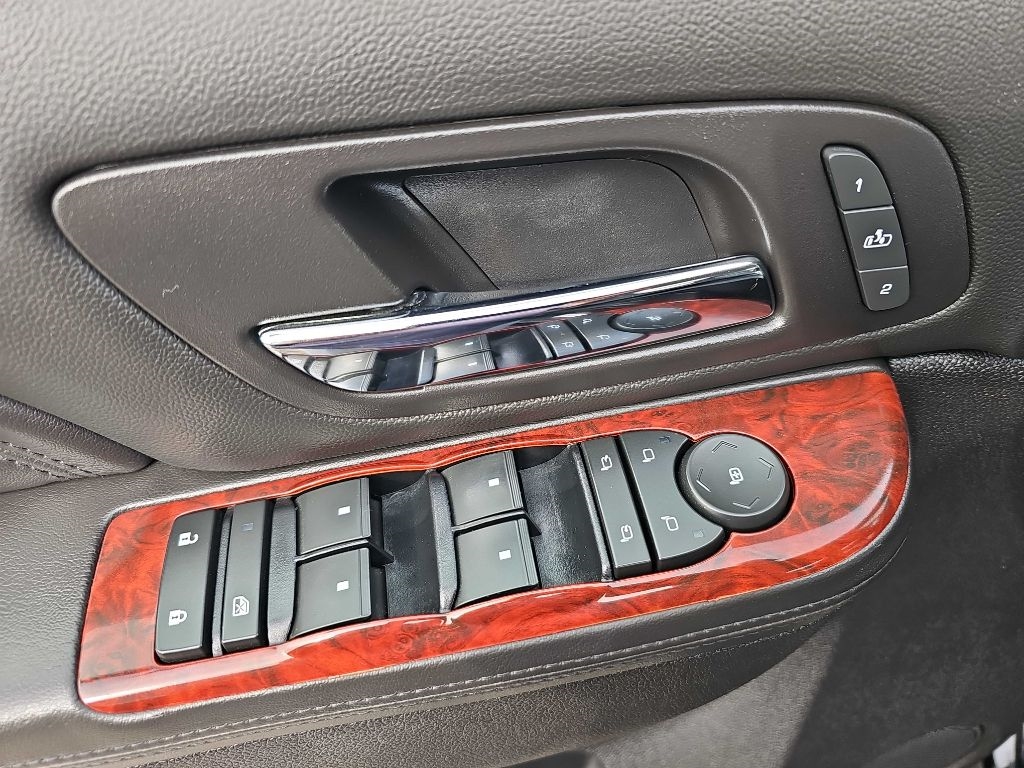 Cadillac Escalade EXT  2013