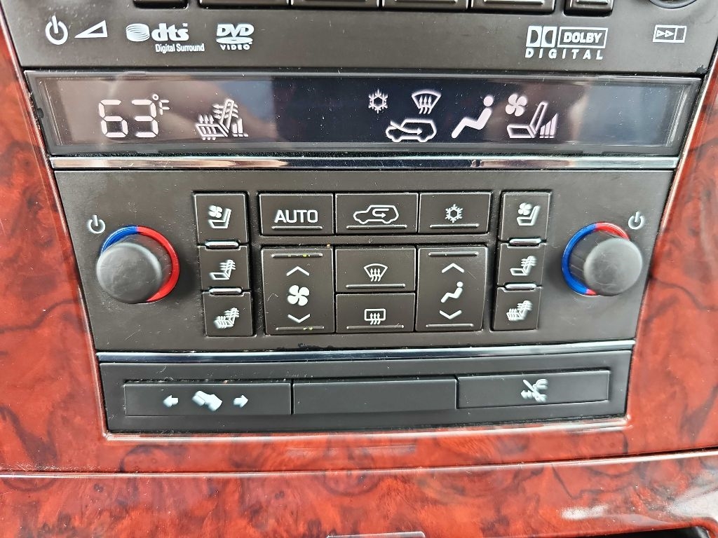 Cadillac Escalade EXT  2013