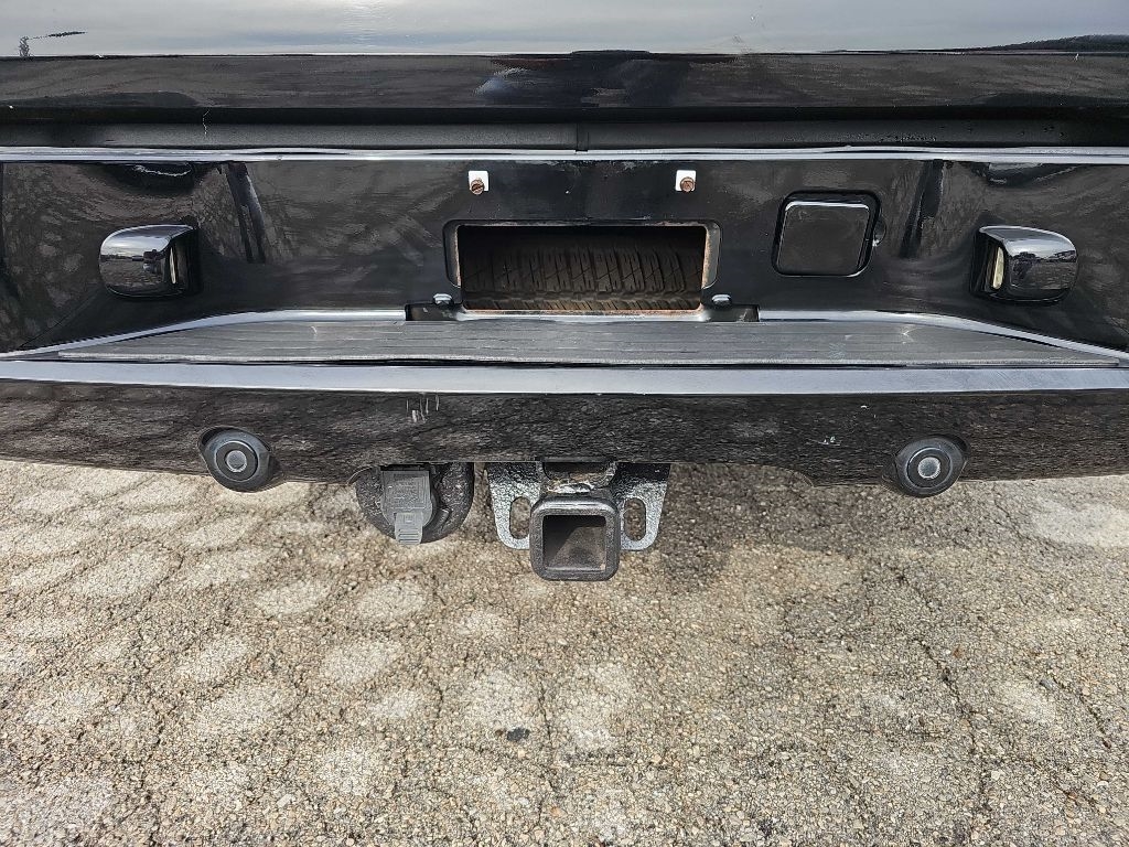 Cadillac Escalade EXT  2013