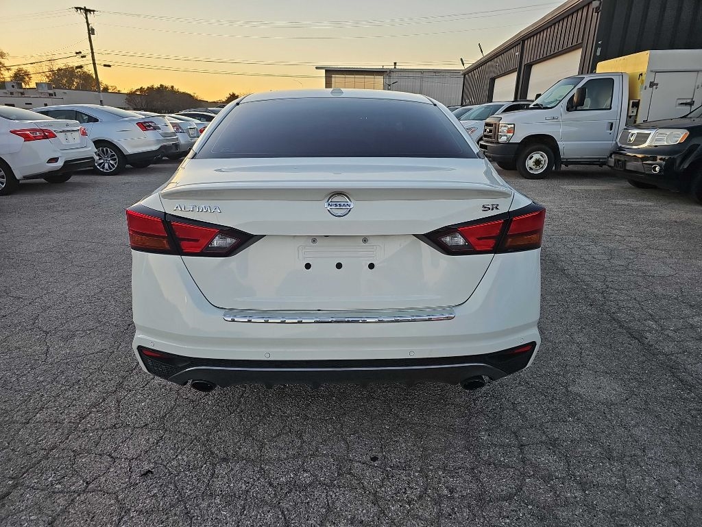 Nissan Altima 2.5 SR Sedan 2020 Nissan Altima 2.5 SR Sedan 2020