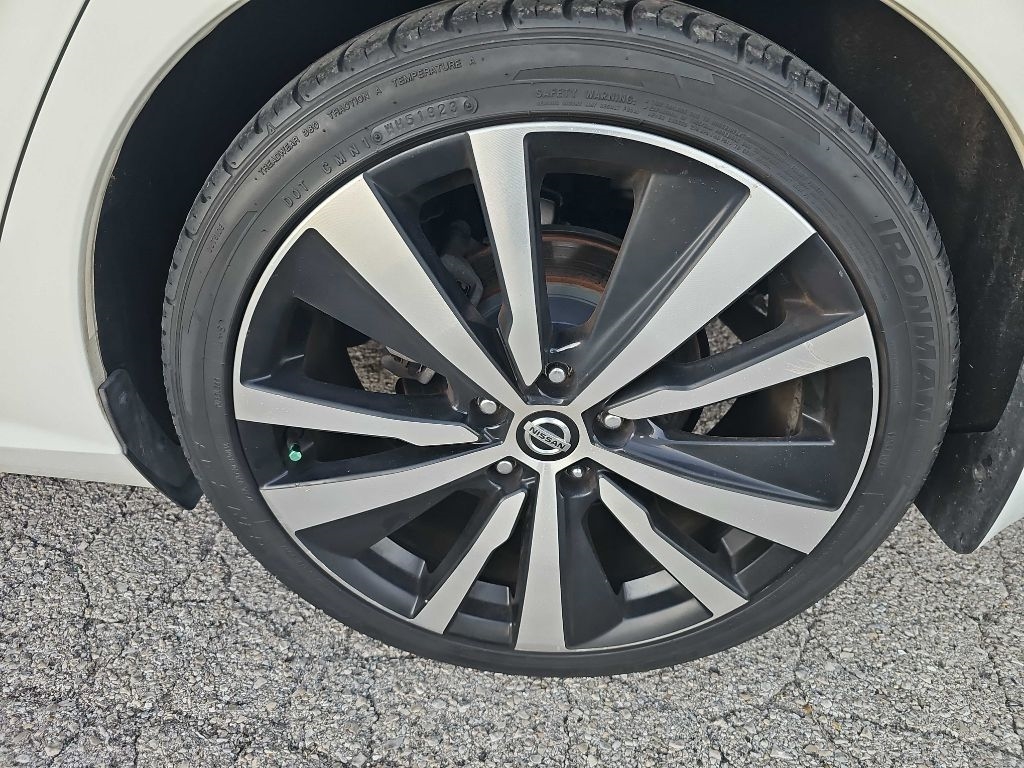 Nissan Altima 2.5 SR Sedan 2020 Nissan Altima 2.5 SR Sedan 2020
