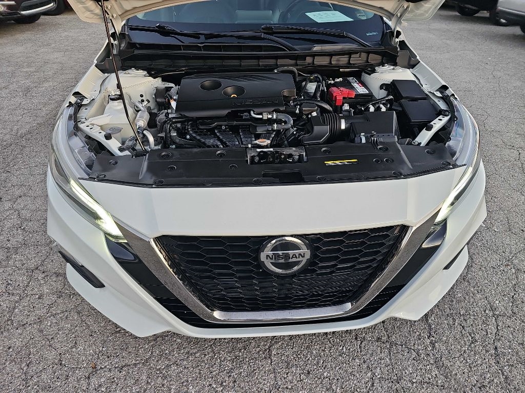 Nissan Altima 2.5 SR Sedan 2020 Nissan Altima 2.5 SR Sedan 2020