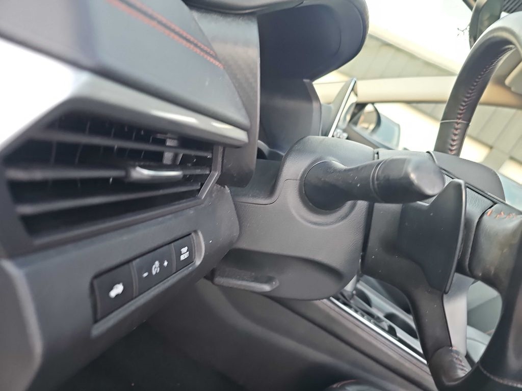 Nissan Altima 2.5 SR Sedan 2020 Nissan Altima 2.5 SR Sedan 2020