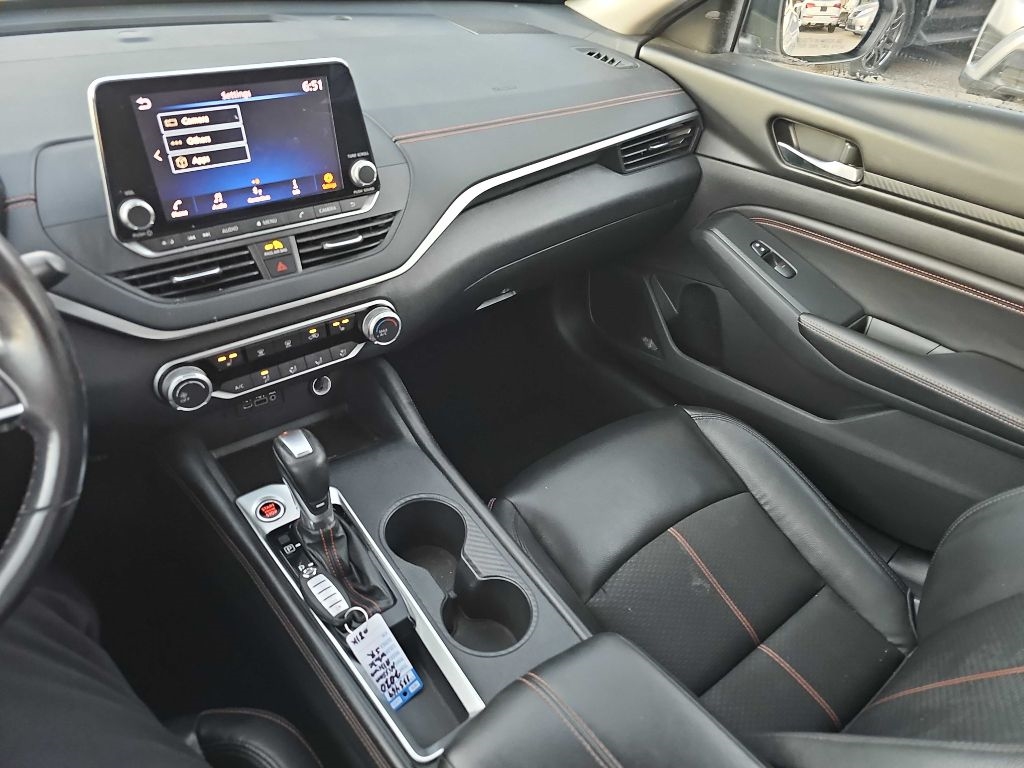 Nissan Altima 2.5 SR Sedan 2020 Nissan Altima 2.5 SR Sedan 2020