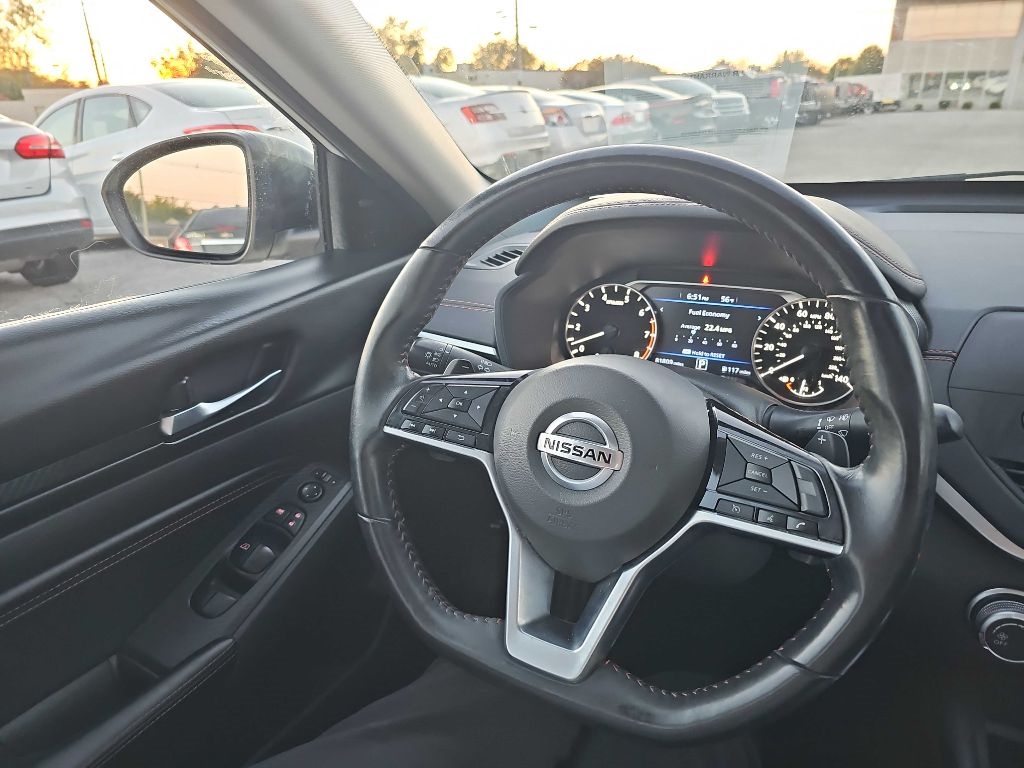 Nissan Altima 2.5 SR Sedan 2020 Nissan Altima 2.5 SR Sedan 2020