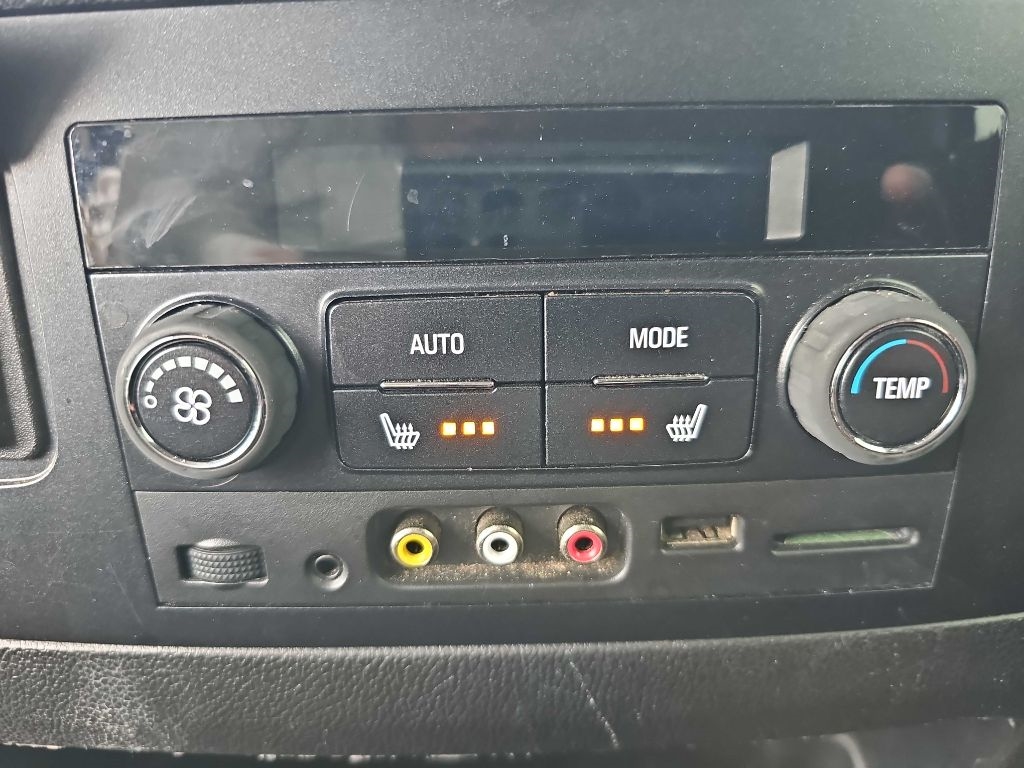 GMC Yukon 4WD 4dr SLT 2015 GMC Yukon 4WD 4dr SLT 2015