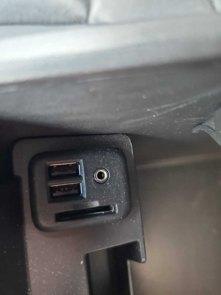 GMC Yukon 4WD 4dr SLT 2015 GMC Yukon 4WD 4dr SLT 2015