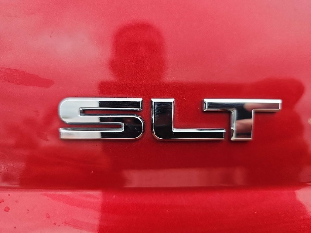 GMC Yukon 4WD 4dr SLT 2015 GMC Yukon 4WD 4dr SLT 2015