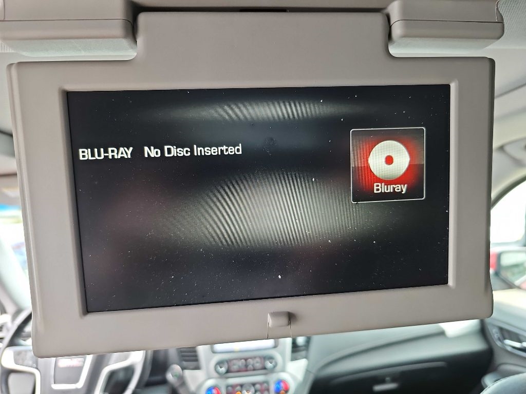 GMC Yukon 4WD 4dr SLT 2015 GMC Yukon 4WD 4dr SLT 2015