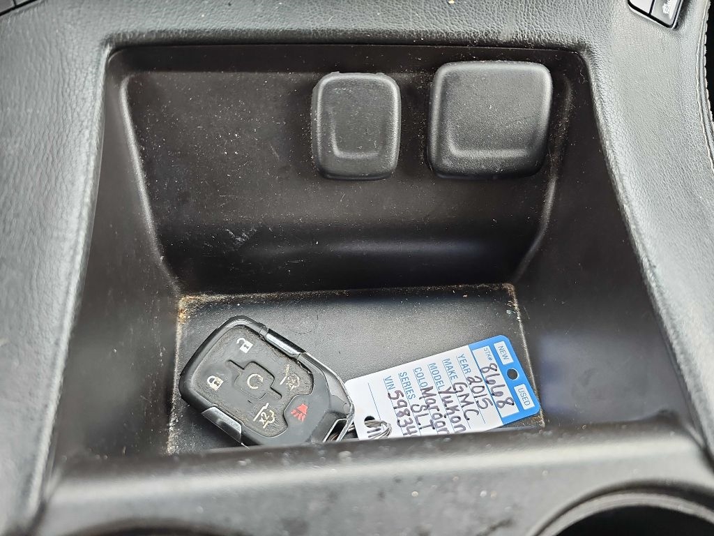 GMC Yukon 4WD 4dr SLT 2015 GMC Yukon 4WD 4dr SLT 2015