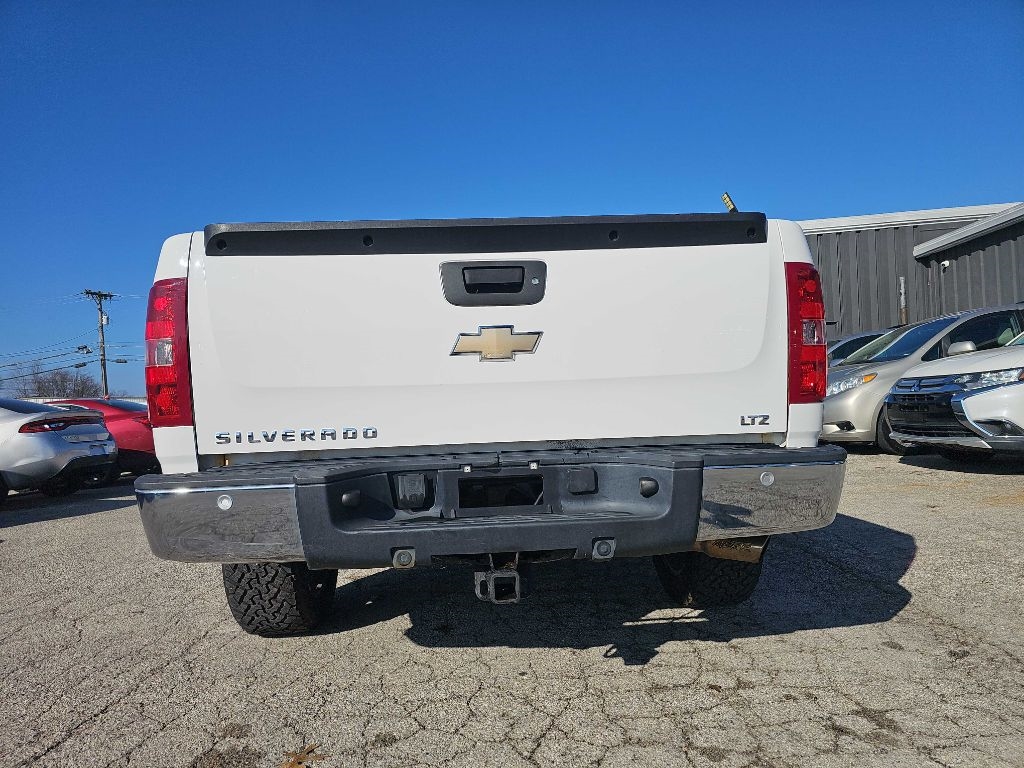 Chevrolet Silverado 1500 4WD Crew Cab 143.5" LTZ 2009