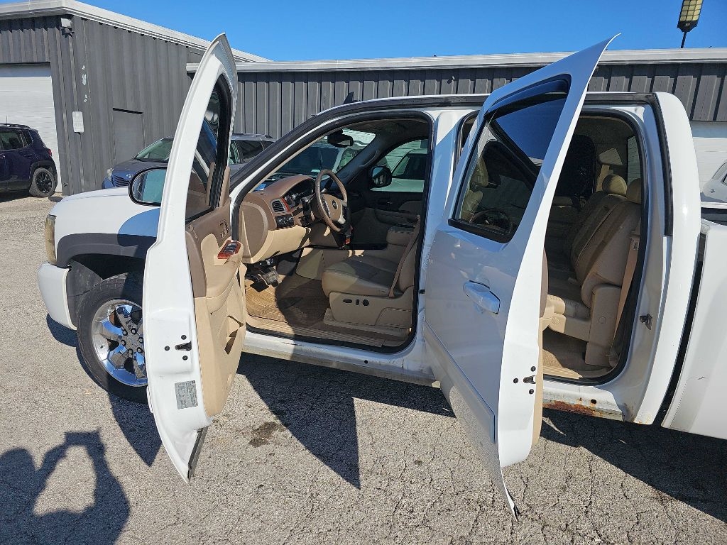 Chevrolet Silverado 1500 4WD Crew Cab 143.5" LTZ 2009