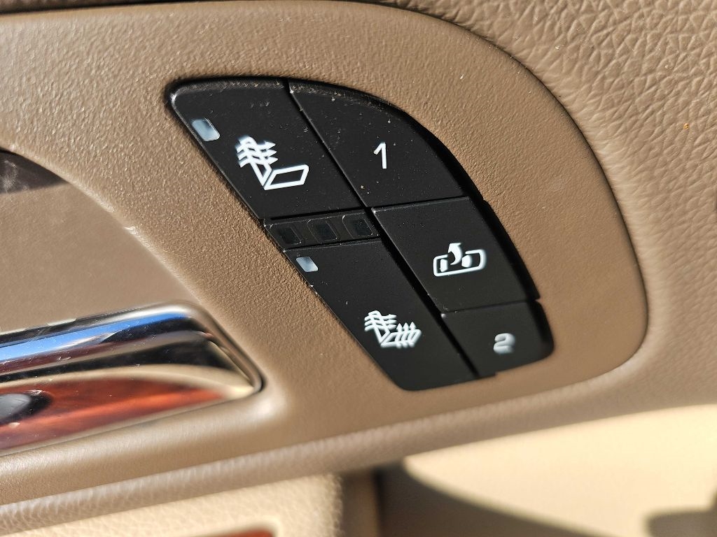 Chevrolet Silverado 1500 4WD Crew Cab 143.5" LTZ 2009