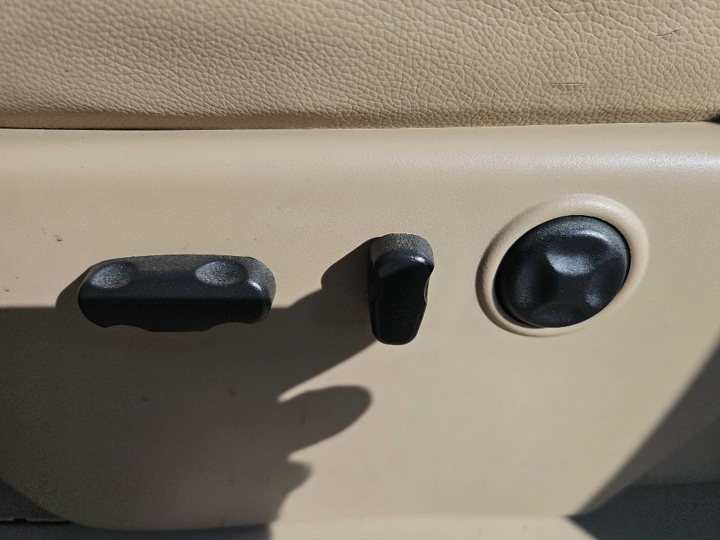 Chevrolet Silverado 1500 4WD Crew Cab 143.5" LTZ 2009