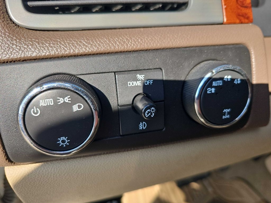 Chevrolet Silverado 1500 4WD Crew Cab 143.5" LTZ 2009