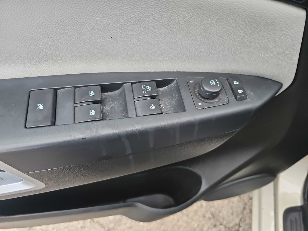 Chevrolet Captiva Sport Fleet FWD 4dr LTZ 2014