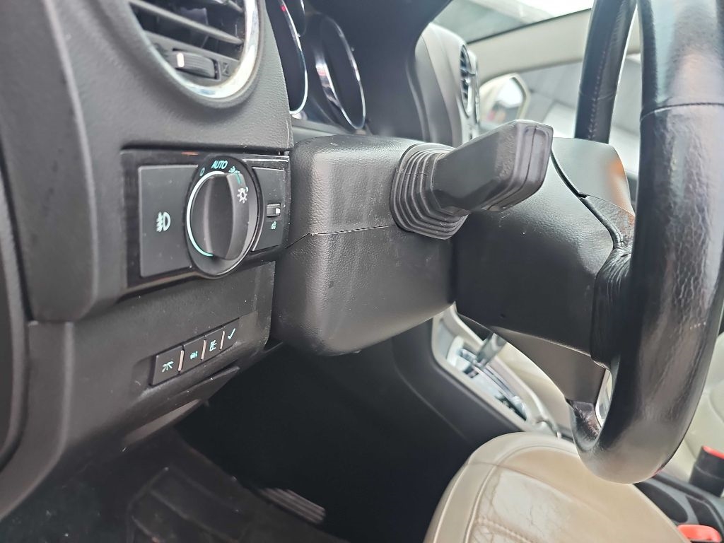 Chevrolet Captiva Sport Fleet FWD 4dr LTZ 2014