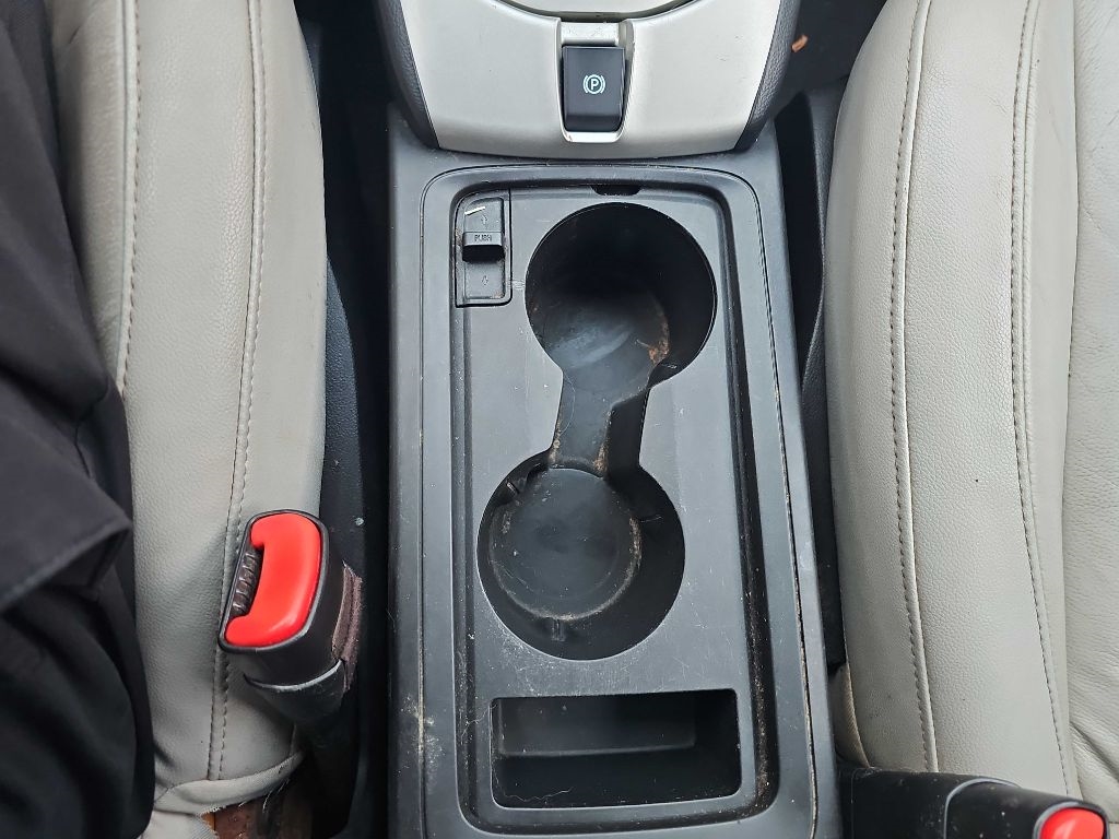 Chevrolet Captiva Sport Fleet FWD 4dr LTZ 2014