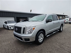 2019 Nissan Titan 