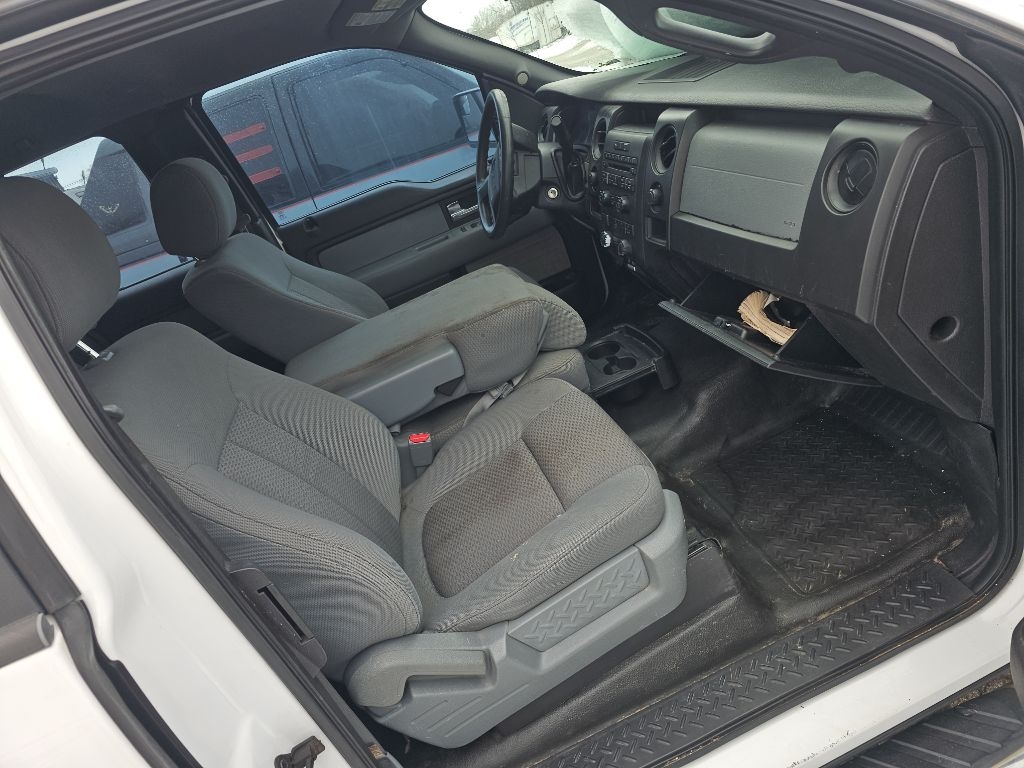 Ford F-150 4WD SuperCab 145" XL 2014