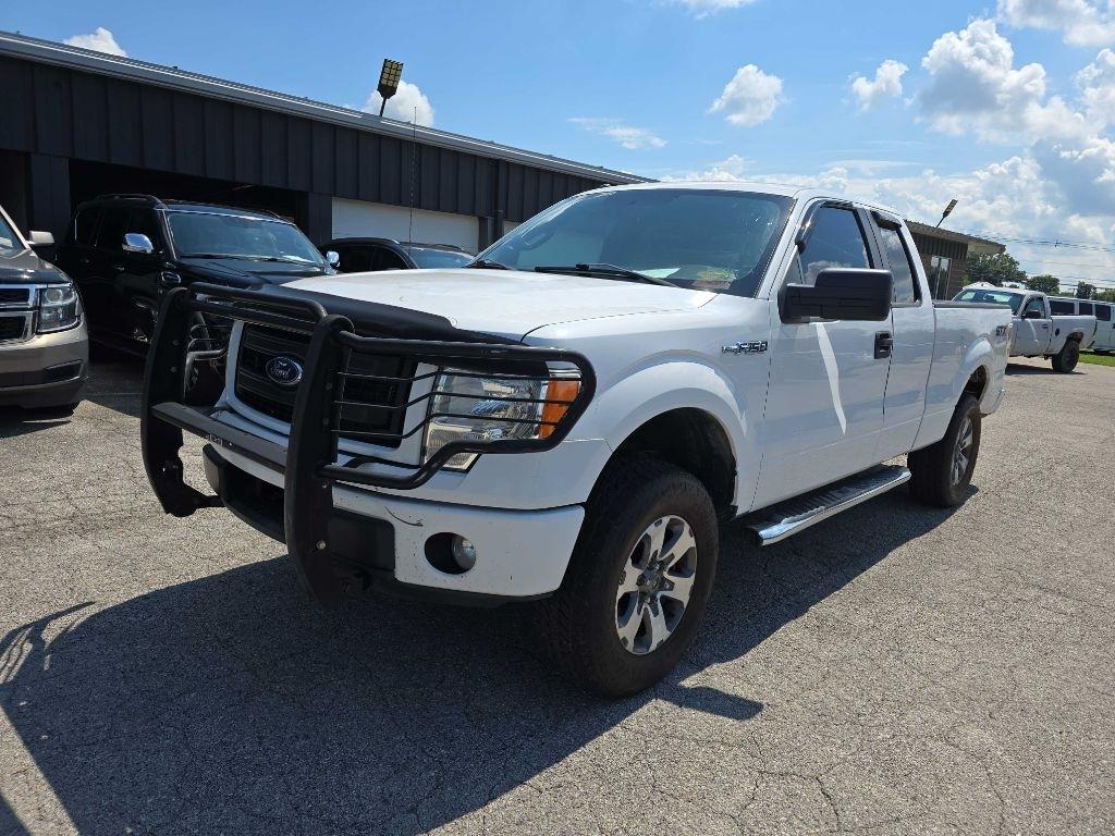 Ford F-150 4WD SuperCab 145" XL 2014