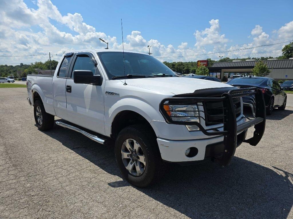 Ford F-150 4WD SuperCab 145" XL 2014