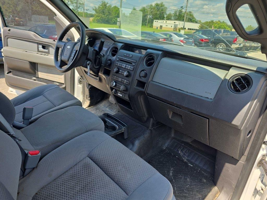 Ford F-150 4WD SuperCab 145" XL 2014
