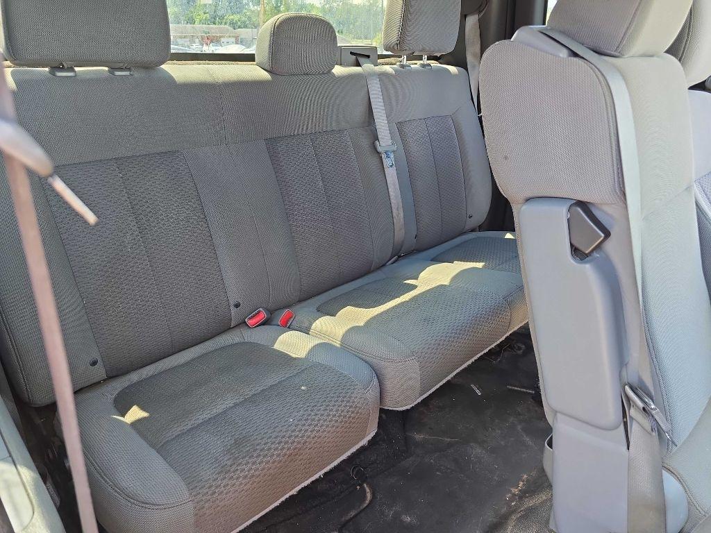 Ford F-150 4WD SuperCab 145" XL 2014