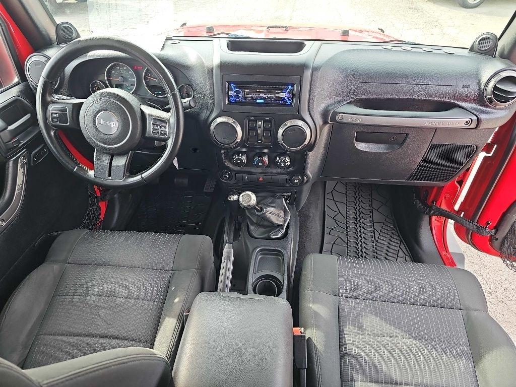 Jeep Wrangler Unlimited 4WD 4dr Sport 2011