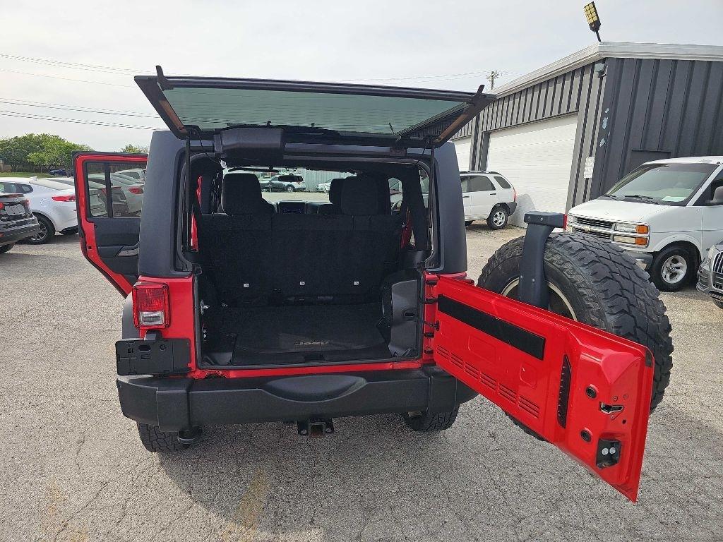 Jeep Wrangler Unlimited 4WD 4dr Sport 2011