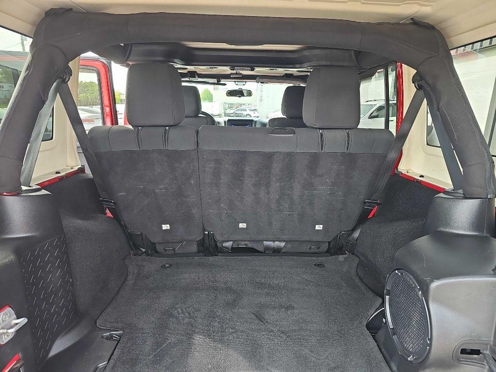 Jeep Wrangler Unlimited 4WD 4dr Sport 2011